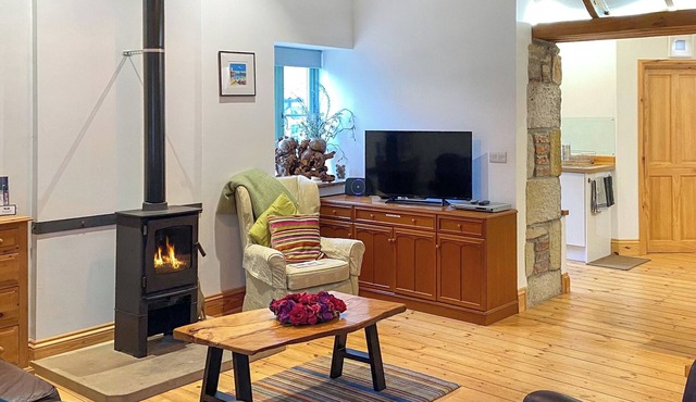 2 bedroom accommodation in Belford, near Bamburgh