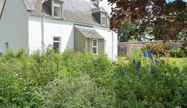2 bedroom accommodation in Urray, near Dingwall