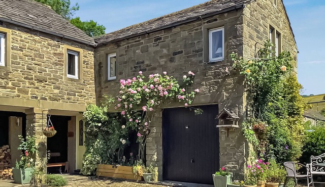 2 bedroom accommodation in Burnsall, near Skipton