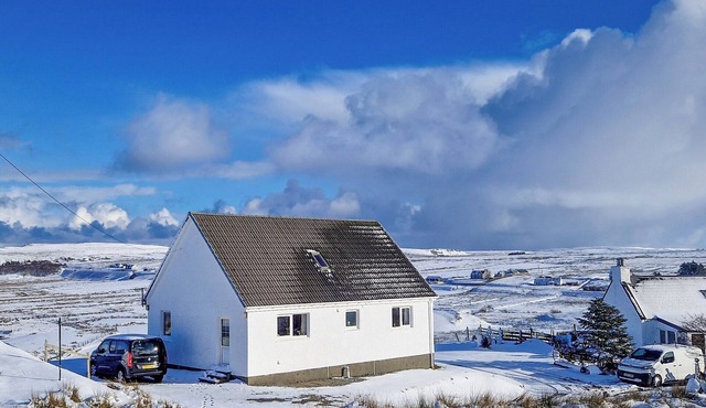 2 bedroom accommodation in Staffin