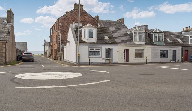 2 bedroom accommodation in Girvan