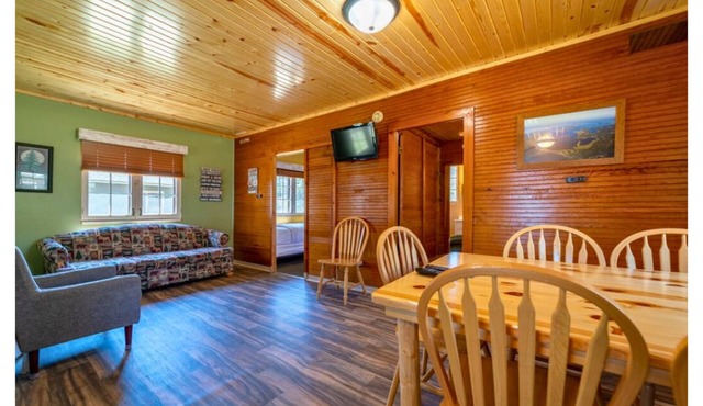 2-bedroom cabin at Cass Lake Lodge. Cabin 7