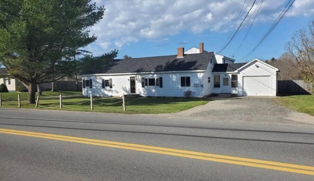 2 Bedroom Close to Town Home