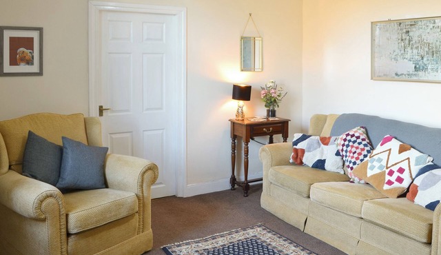 2 bedroom accommodation in Holywell, Whitley Bay