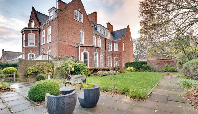 2 bedroom accommodation in Newcastle Upon Tyne