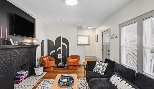 2 Bedroom Home - Posh Princeton Pad