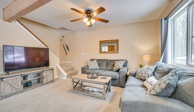 2 Blocks to Higgins Lake: Family-Friendly Home