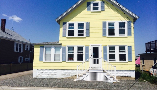 20 SECONDS TO WELLS BEACH-RIGHT ACROSS THE STREET. SUPERB BEACH ACCESS