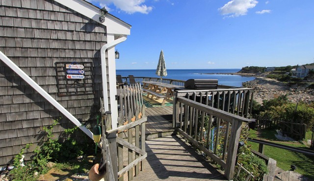 262 Manomet Pt - Oceanfront historic home with modern amenities, sleeps 12