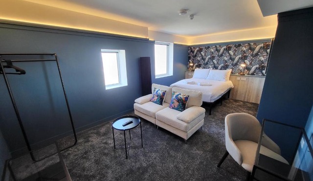 272 Accommodation