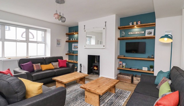2A FRONT STREET, pet friendly, with open fire in Embleton