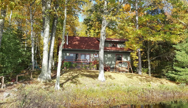 3 Bdrm, Loft, 1.5 baths knotty pine cabin, handicap accessible on 55 acre lake