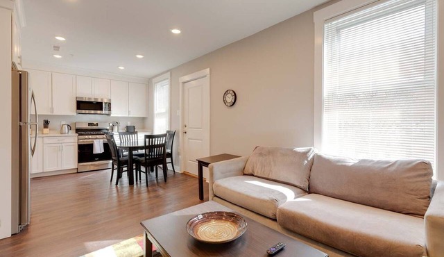 3 Bed 2 Bath Tourist House near Kendall Square