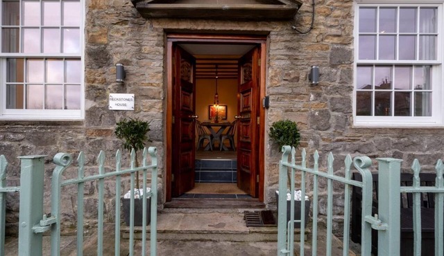 3 Bed in Hawes (oc-90749)