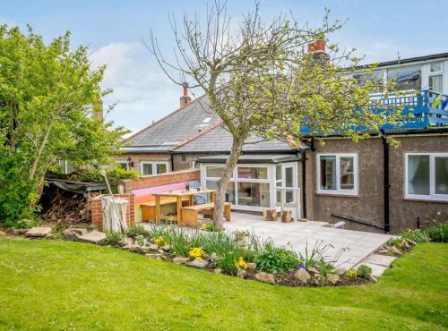 3 Bed in Low Newton By The Sea oc-cn203