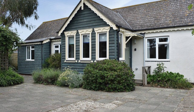 3 bedroom accommodation in Elmer, near Middleton on Sea