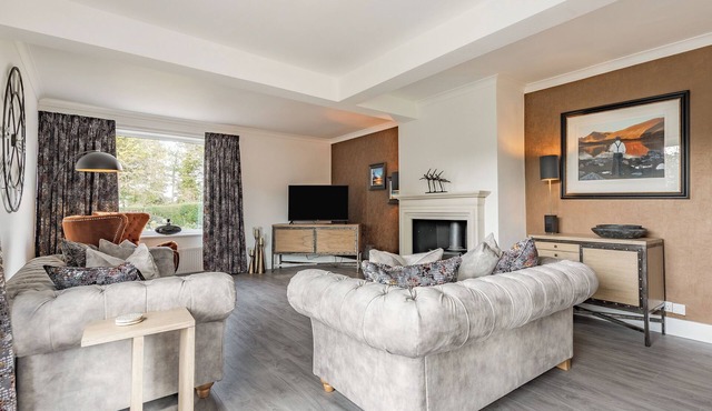 3 bedroom accommodation in Kippford