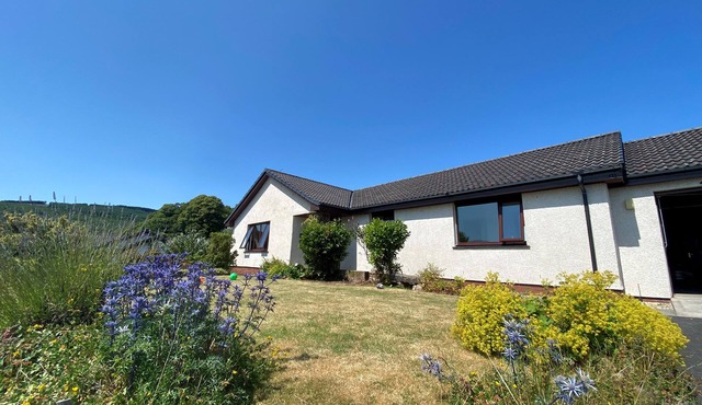 3 bedroom accommodation in Lamlash