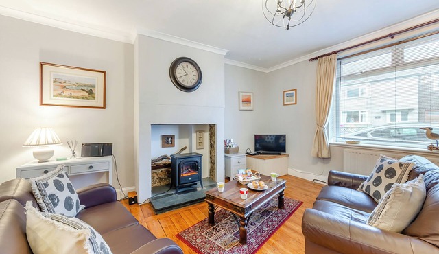 3 bedroom accommodation in Amble