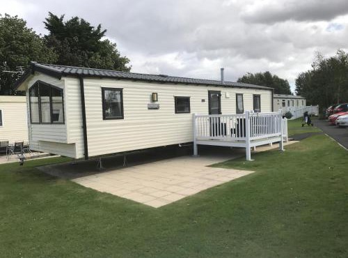 3 bedroom caravan