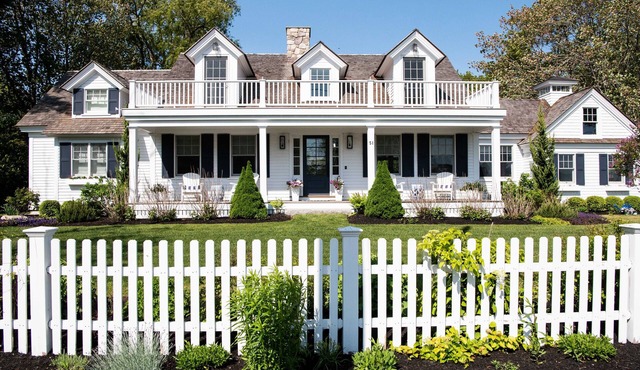 3 Beds, 3.5 Baths, Upscale Home with Cape Porpoise Harbor Views