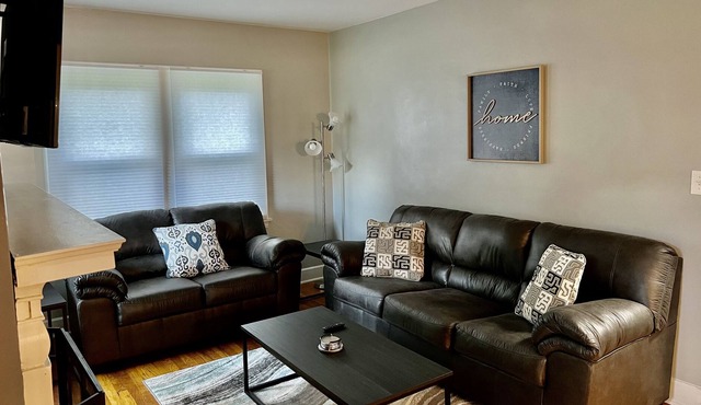 3 BR Home in Kent!