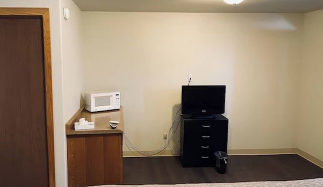 3 Budget Rooms Perfect for a Weekend Trip with Family or Close Friends
