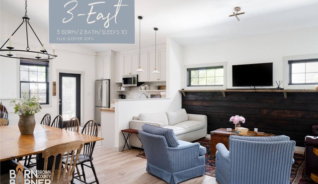 3-East: Luxe 3BR in Downtown Nashville, IN w/Rooftop Patio