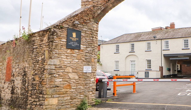 3 Kings Mews