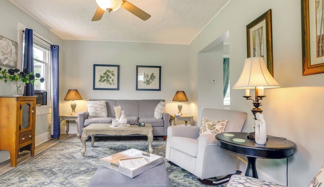 3 Mi to Dtwn: Dog-Friendly Retreat in Dayton