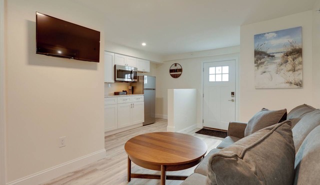 3 Mi to Main Street: Newly Renovated Wareham Apt!