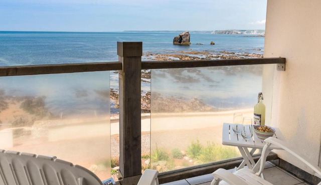 3 Thurlestone Rock