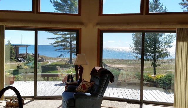 324' Lake Mich Beach, Cent.AC 4kayaks,9bikes well stocked,no neighbors 200+ft