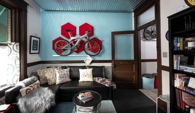 3BR MTB Themed Loft/Main Street Crosby with Indoor Bike Storage