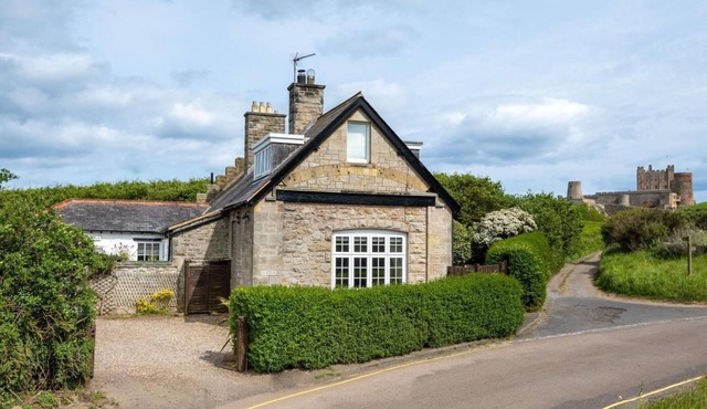 4 Bed in Bamburgh (oc-gd1264)