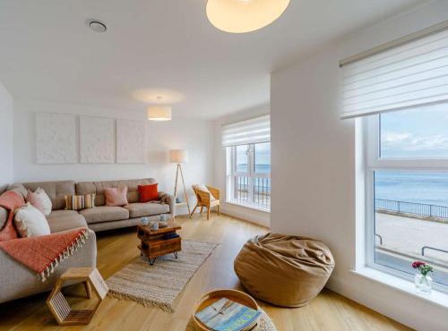 4 Bed in Whitley Bay oc-87186