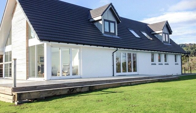 4 bedroom accommodation in Carradale East, near Campbeltown