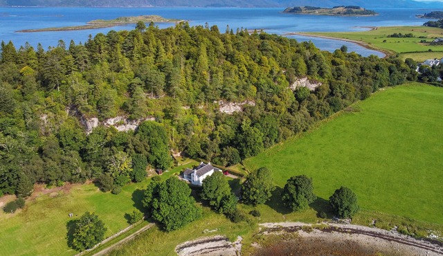 4 bedroom accommodation in Port Appin