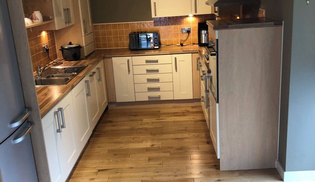 4 Bedroom Apartment Glasgow City