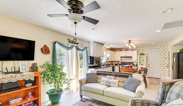 4 Mi to Erie Canal Park: 1BR w/Trail Access