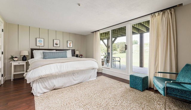 4BR Family Retreat w/Pool Near Lake Michigan – Ideal for Groups & Getaways