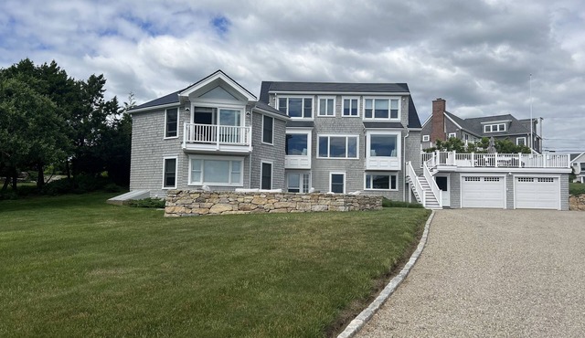 5 bedroom ocean and pond view home in Westport Harbor