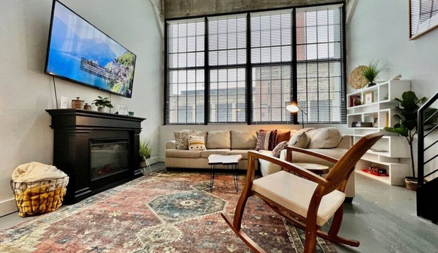 5106 Peters Cartridge Factory · New renovated Loft in Old factory by Kings Island