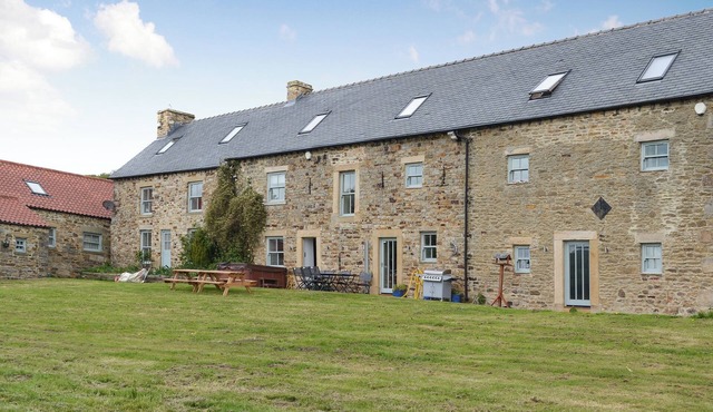 6 bedroom accommodation in Wolsingham, near Stanhope