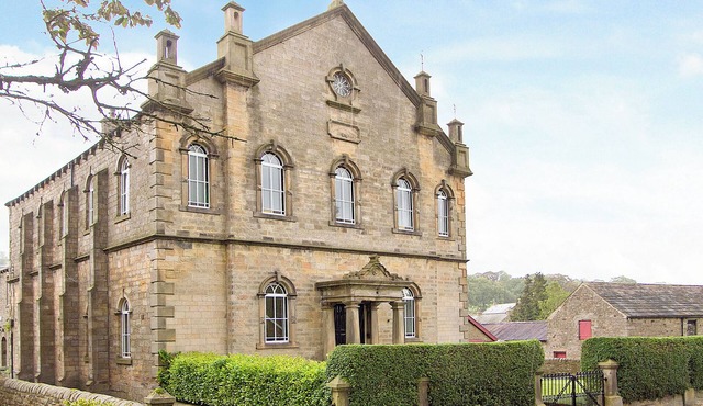 6 bedroom accommodation in Middleton-in-Teesdale