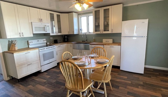 640 acres and 4-bedroom Farmhouse n
