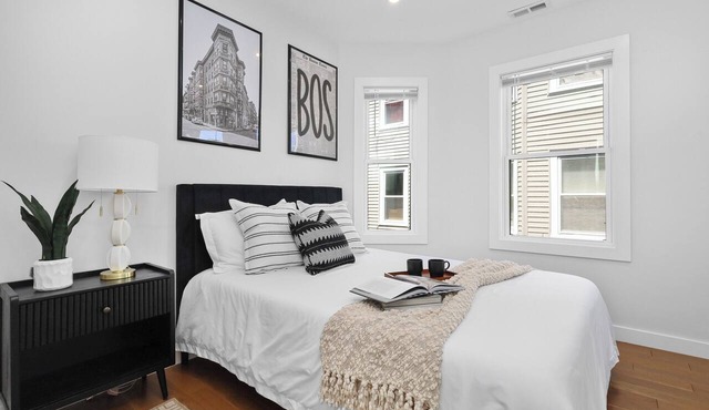 6BR4Bth Parking/BOS/MIT/Harvard/TD Garden