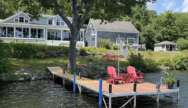 8 Bedroom Lake House Compound - Large Yard w/250' Frontage + Spectacular Views!