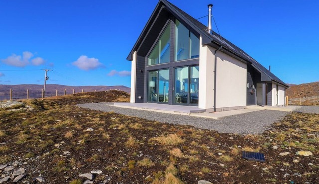 8B Carrigreich, Tarbert Isle Of Harris