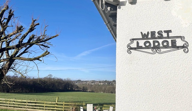 A cosy two-bedroom cottage near Loch Lomond